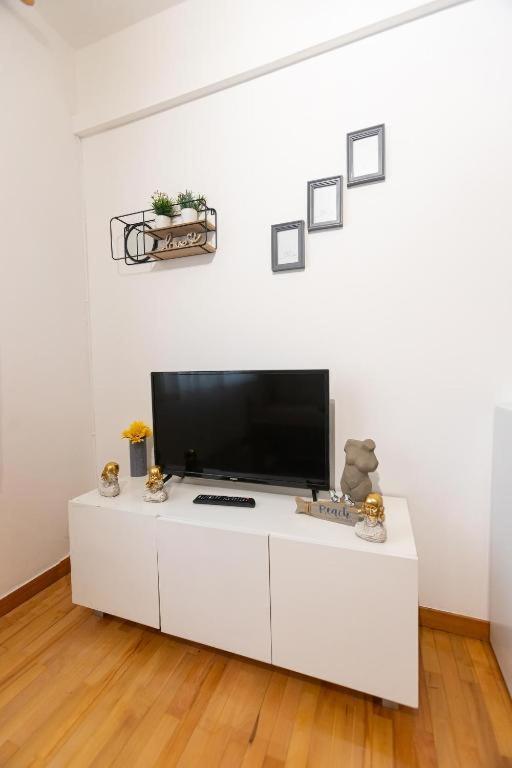 Light-2 Lovely Apartment In Tirana Esterno foto